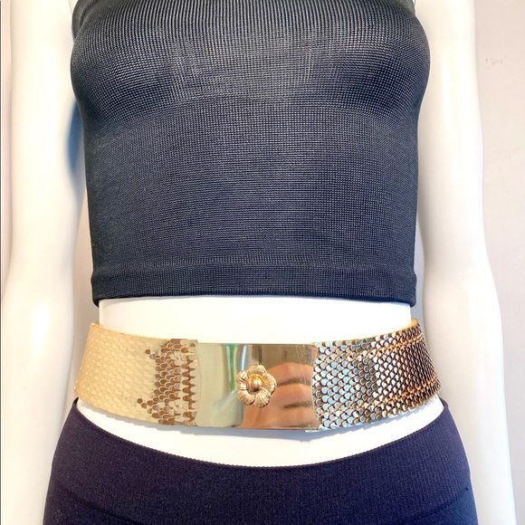 No Brand Accessories - Vintage Gold Tone Belt